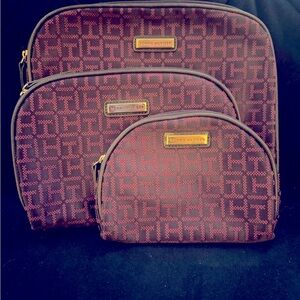 Tommy Hilfiger 3 piece make up bag set.